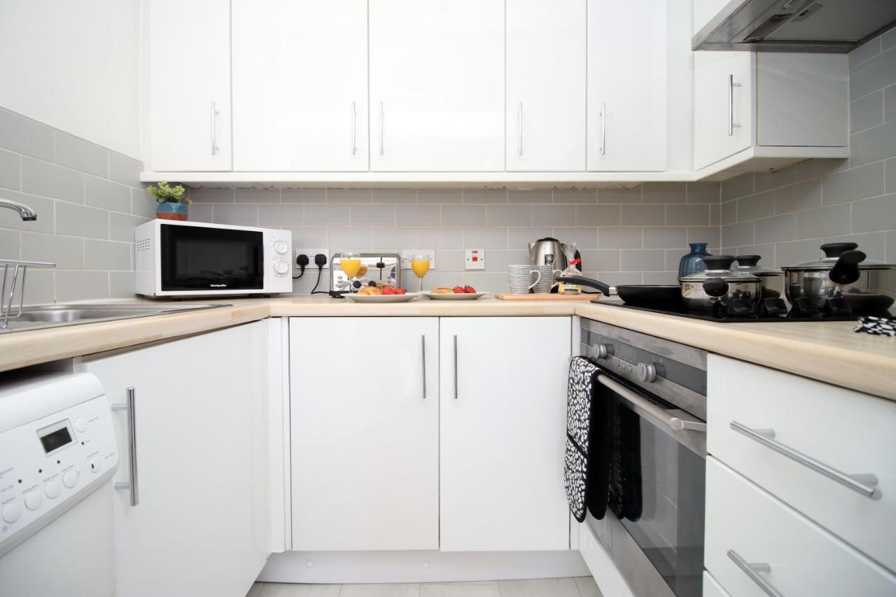 St Thomas Loft Views By Ssw - 2Br, Parking, Sleeps 4, Easy Access To City Centre, Marina, Beach And M4 Σουόνσι Εξωτερικό φωτογραφία